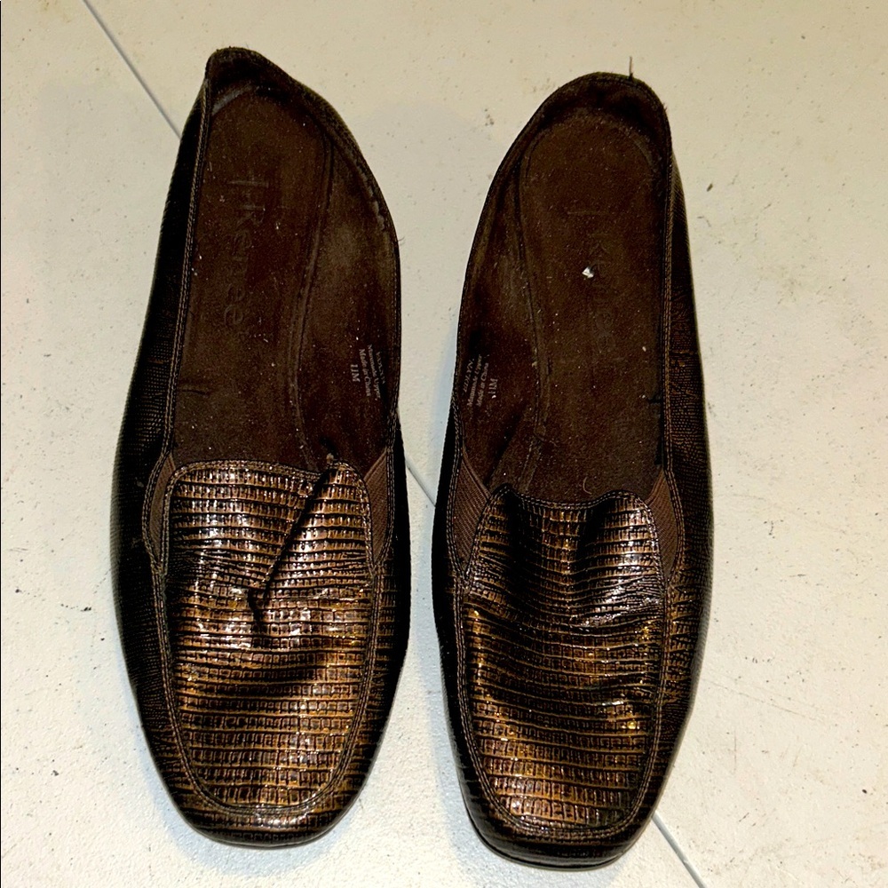 J.Renee Textured Brown Loafers for Men